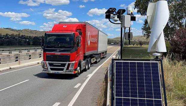 Los equipos disponen de alimentación por placas solares