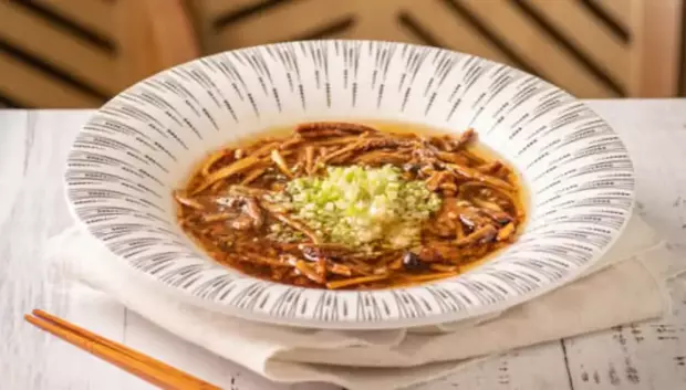 Plato del restaurante Escuela de Jiangsu