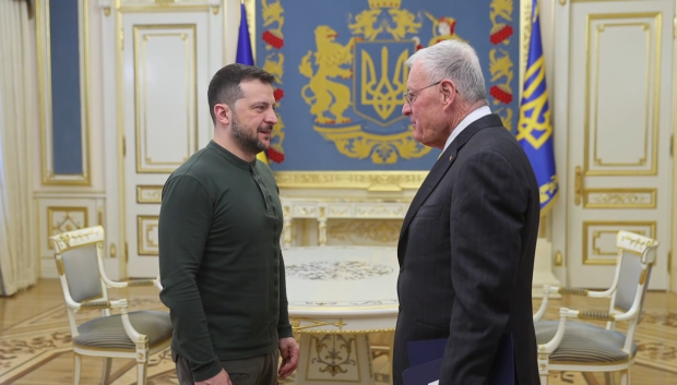 El presidente ucraniano se reúne con el enviado estadounidense