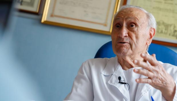Dr