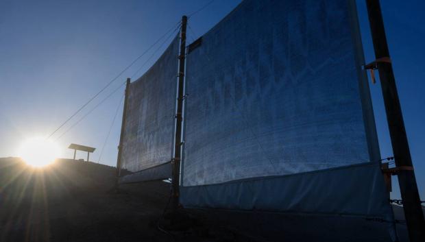 Pantalla utilizada para recolectar el agua de niebla