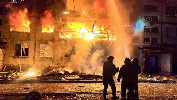 Un incendio se propaga en territorio ucraniano