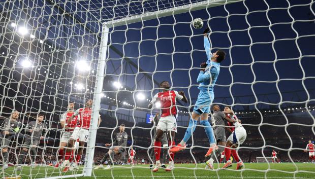 Thibaut Courtois durante el partido entre Arsenal y Real Madrid