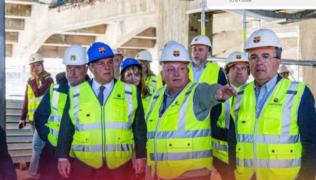 Joan Laporta en las obras del Camp Nou