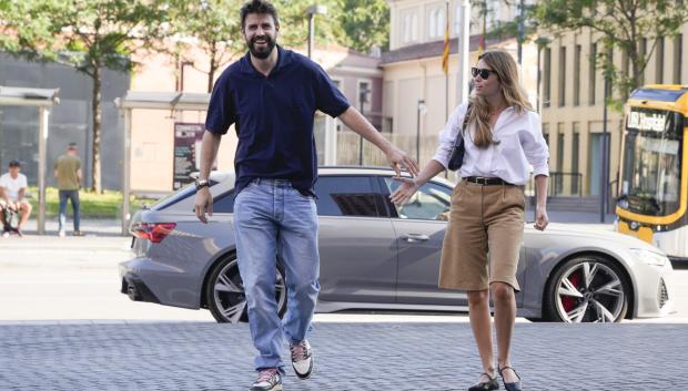 Gerard Pique y Clara Chia