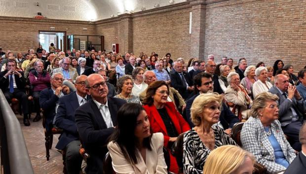 250 asistentes han abarrotado con su presencia la presentación de NEOS en Málaga