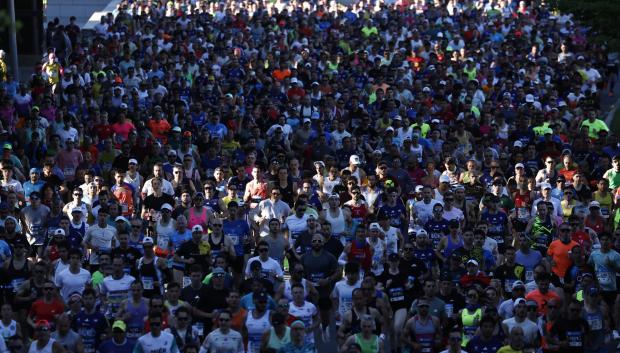 Vista de la salida del Rock'n'roll Running Series de Madrid que consta de una maratón, una medio maratón y los diez kilómetros