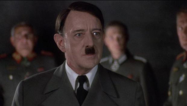 Alec Guinness en Hitler: Los últimos diez días