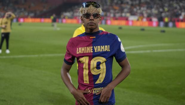Lamine Yamal, durante los festejos de la Copa del Rey