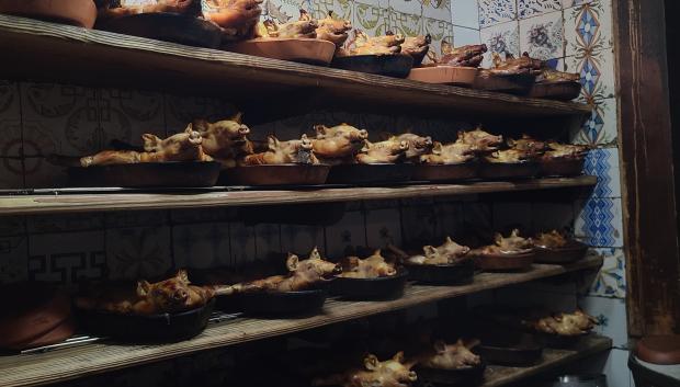 Cochinillos, el plato estrella del restaurante más antiguo del mundo