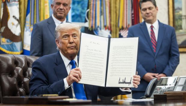 Donald Trump se reúne con el nuevo presidente de Canadá, Mark Carney, en la Casa Blanca, en directo