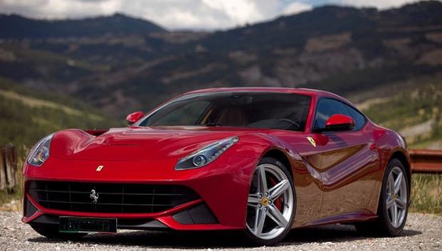 Ferrari F12, un superdeportivo con motor V12
