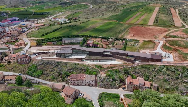 El vanguardista edificio que acoge al Parador Molina de Aragón.