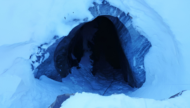 Cueva glaciar