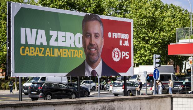 Carteles de Pedro Nuno Santos en Portugal