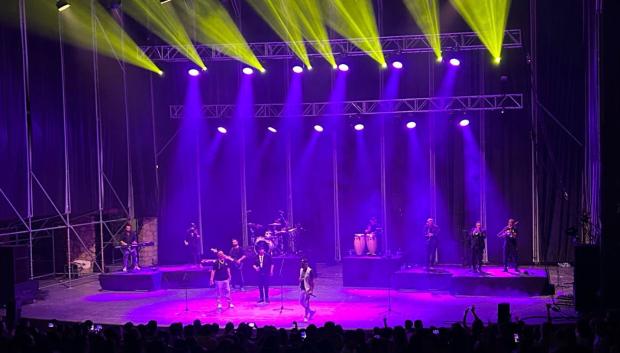 Los Yakis en el teatro de La Axerquía de Córdoba