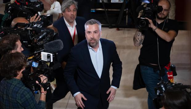 Pedro Nuno Santos dimite como líder del Partido Socialista luso tras la debacle electoral en Portugal
