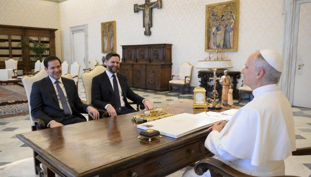Marco Rubio y JD Vance reunidos con el Papa