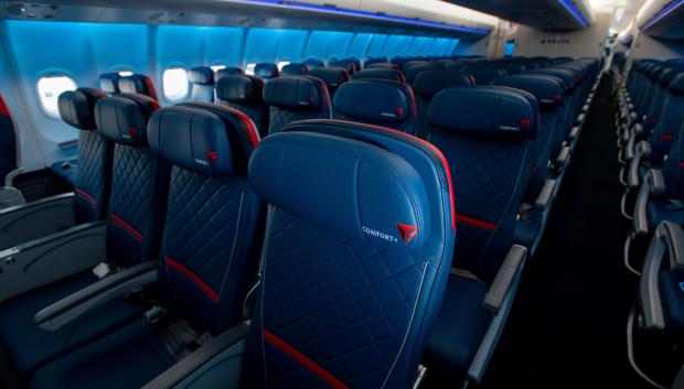 Cabina Comfort+ de Delta Airlines.