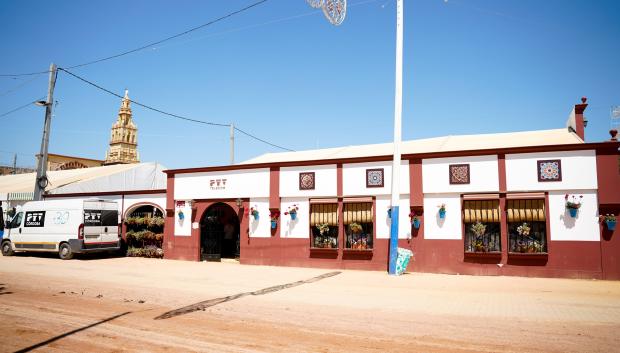 CASETA PTV, PRIMER PREMIO MEJOR PORTADA FERIA CORDOBA 2025