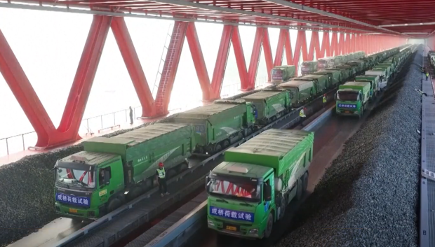 El puente tiene doble nivel