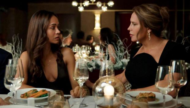 Zoe Saldana y Karla Sofía Gascón en Emilia Pérez