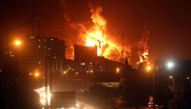 Un almacén se incendia en Teherán como consecuencia de los misiles israelíes