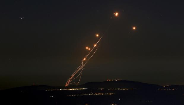 La Cúpula de Hierro de Israel intercepta misiles iraníes