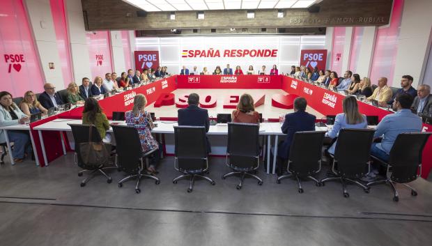 La Ejecutiva Federal del PSOE de este lunes duró cinco horas