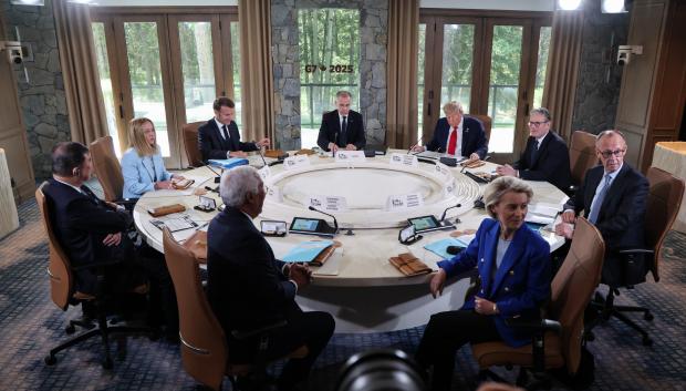 En el plano económico, la jornada estuvo marcada por avances significativos en la agenda comercial. Estados Unidos y el Reino Unido