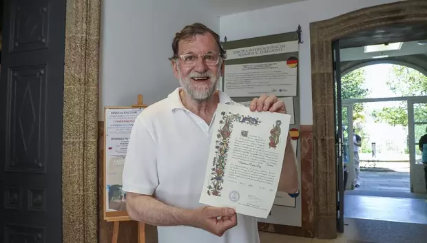 Rajoy, tras recoger la Compostelana