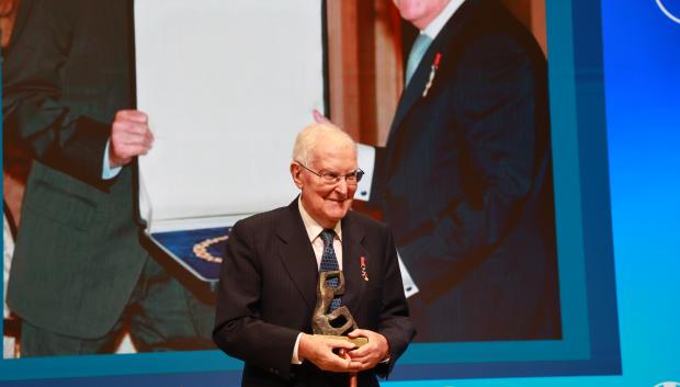 Víctor García de la Concha