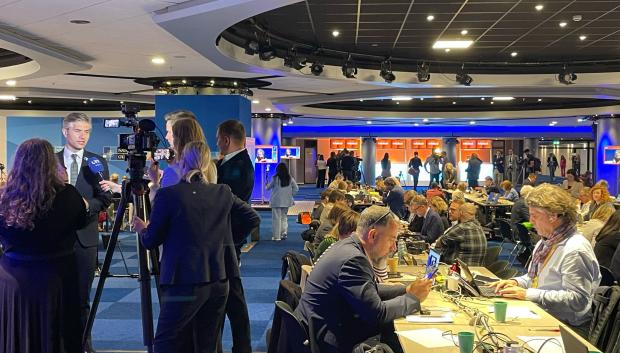 El centro de prensa de la cumbre de la OTAN