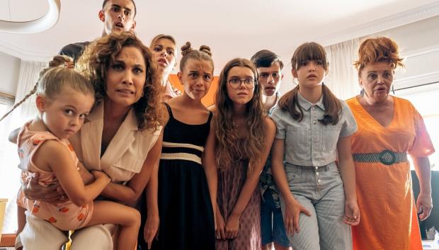 Fotograma de Padre no hay más que uno 5