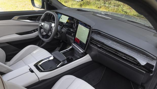 Interior tecnológico y muy familiar