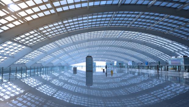 Moderno hall en la T3 del aeropuerto.