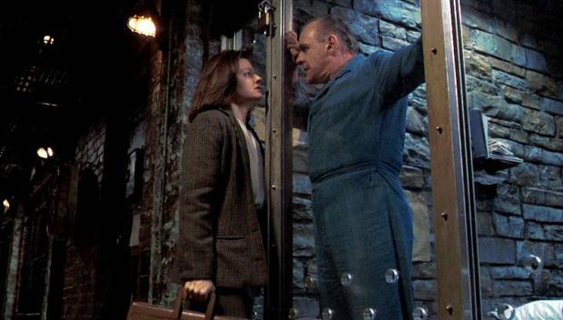 Anthony Hopkins y Judie Foster en El silencio de los corderos (1991)