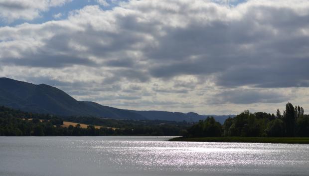 Cabecera del pantano del Sobrón