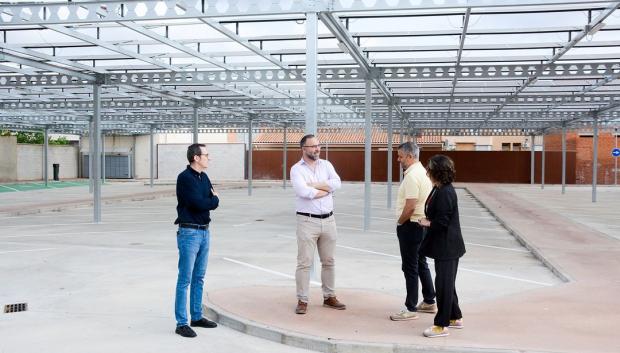 Responsables y técnicos municipales durante la visita al parking disuasorio de la avenida Juan Carlos I