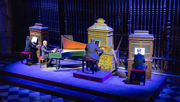 Los organistas durante una de las batallas