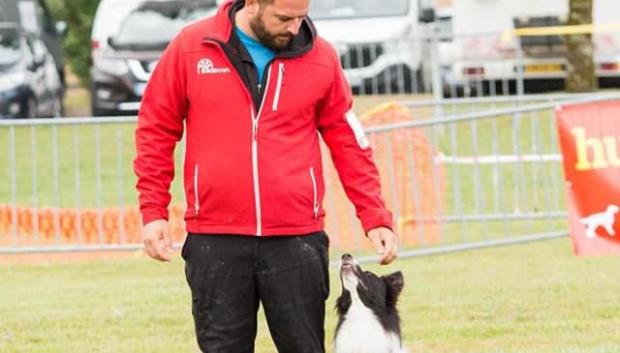 Tono Aguilar con Zizou