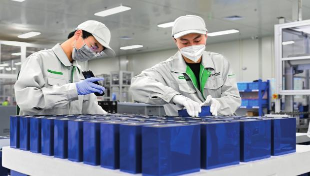 China produce el 50 % de baterías que se producen en el mundo