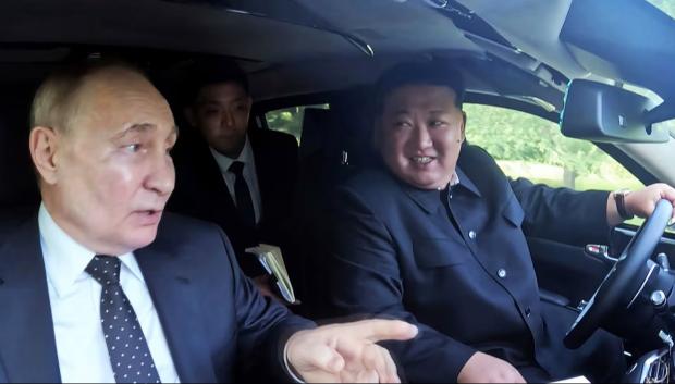 Putin comparte coche con Kim Jong Un, el dictador de Corea del Norte