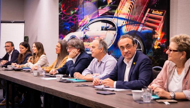 Carles Puigdemont preside la reunión de la cúpula de Junts, este miércoles en Waterloo