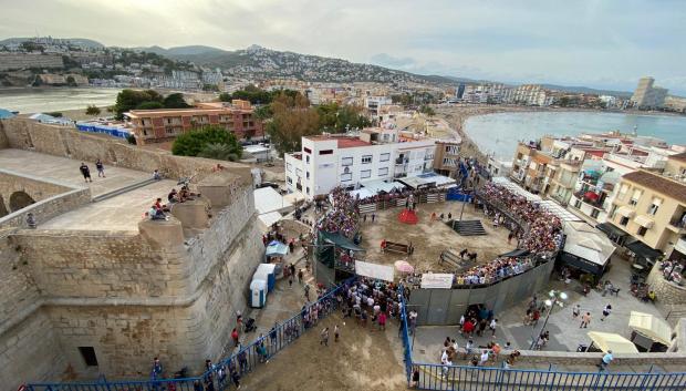 Imagen de la plaza de toros de Peñíscola.