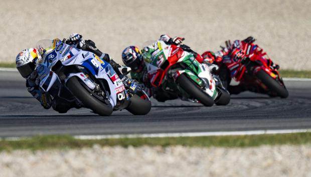 Álex Márzquez (BK8 Gresini Racing MotoGP) durante la segunda sesión de entrenamientos libres del Gran Premio de Cataluña