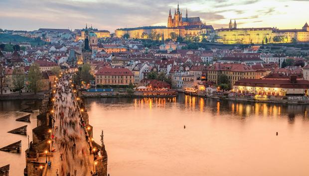 Praga, "la ciudad de las 100 torres".