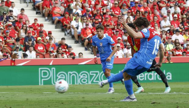 Julián Álvarez falla de penalti en el Mallorca - Atlético de Madrid