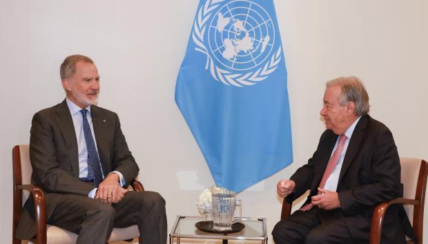 Don Felipe, durante su encuentro con el secretario general de Naciones Unidas