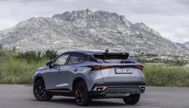 La trasera es menos personal que el frontal